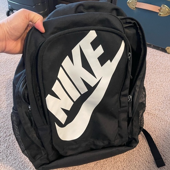 NIKE Sportswear Hayward Unisex Black Backpack - Picture 9 of 9